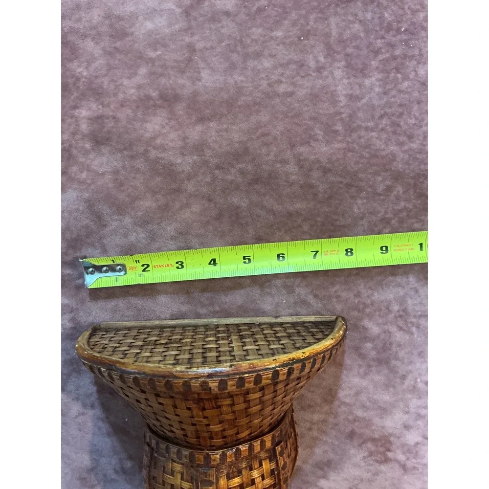 Vintage Faux Woven Basketweave Wall Pocket Planter Sconce Brown Resin Decor